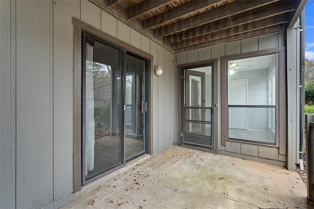 219 Smokerise Cir SE Marietta, GA 30067 | Condominium