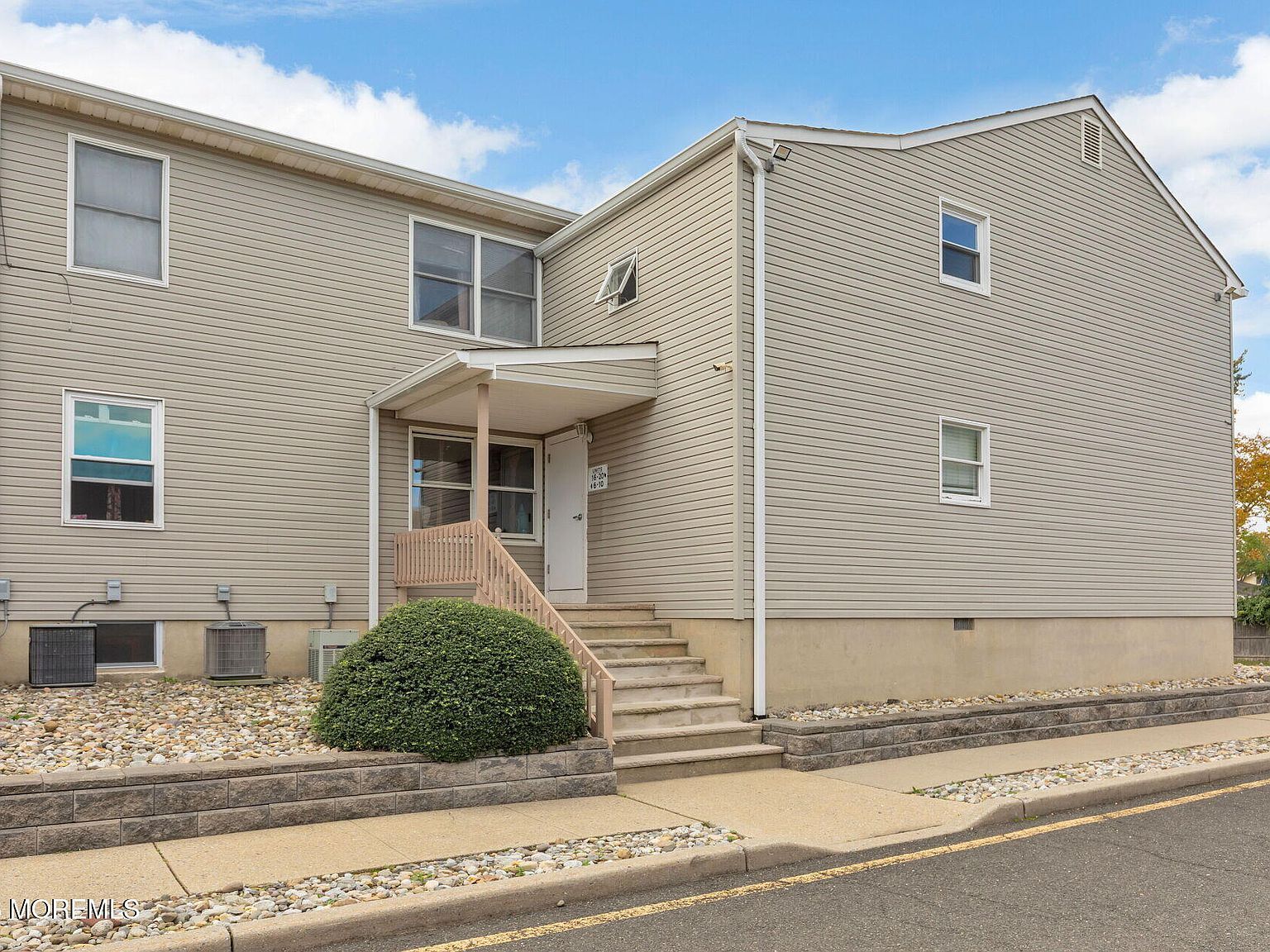 213 Main St APT 18 Keansburg, NJ 07734 | Condominium