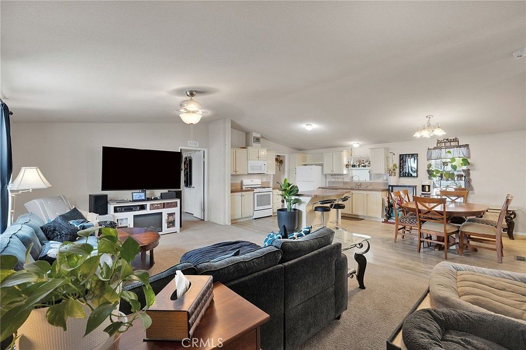 2494 W Main St SPC 168 Barstow, CA 92311 | New build