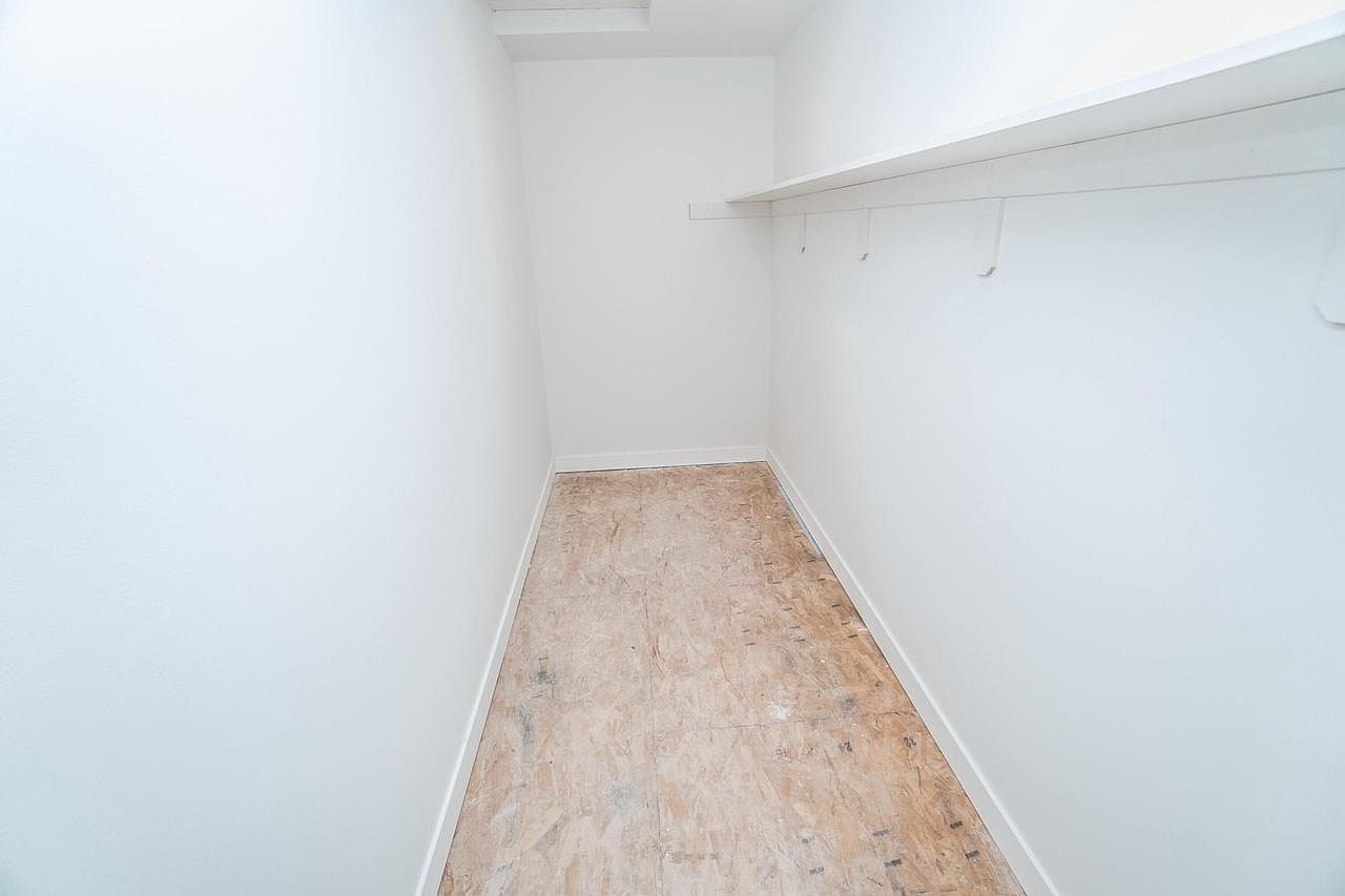 W206N16182 Stonebrook Dr Jackson, WI 53037  | Condominium