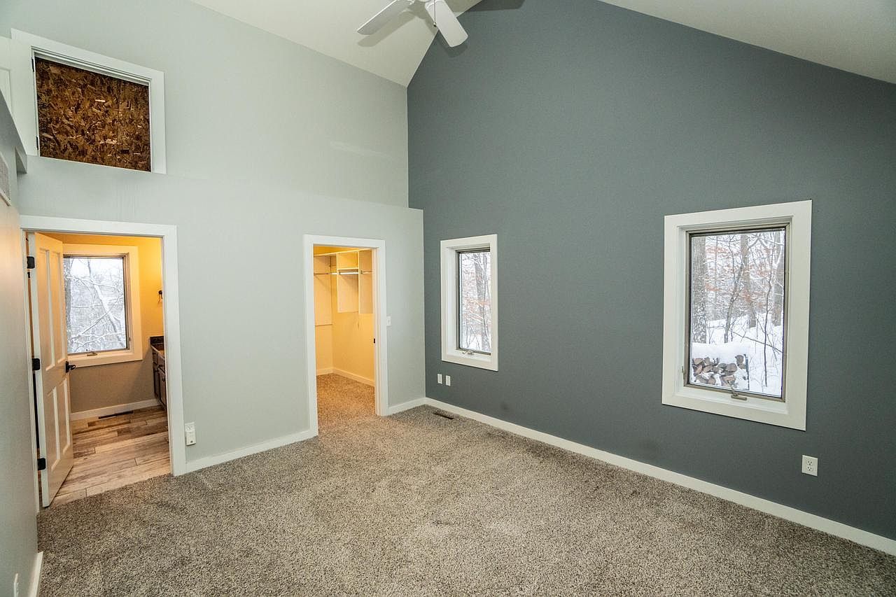 4593 Beaver Dam Rd West Bend, WI 53090  | Single Family