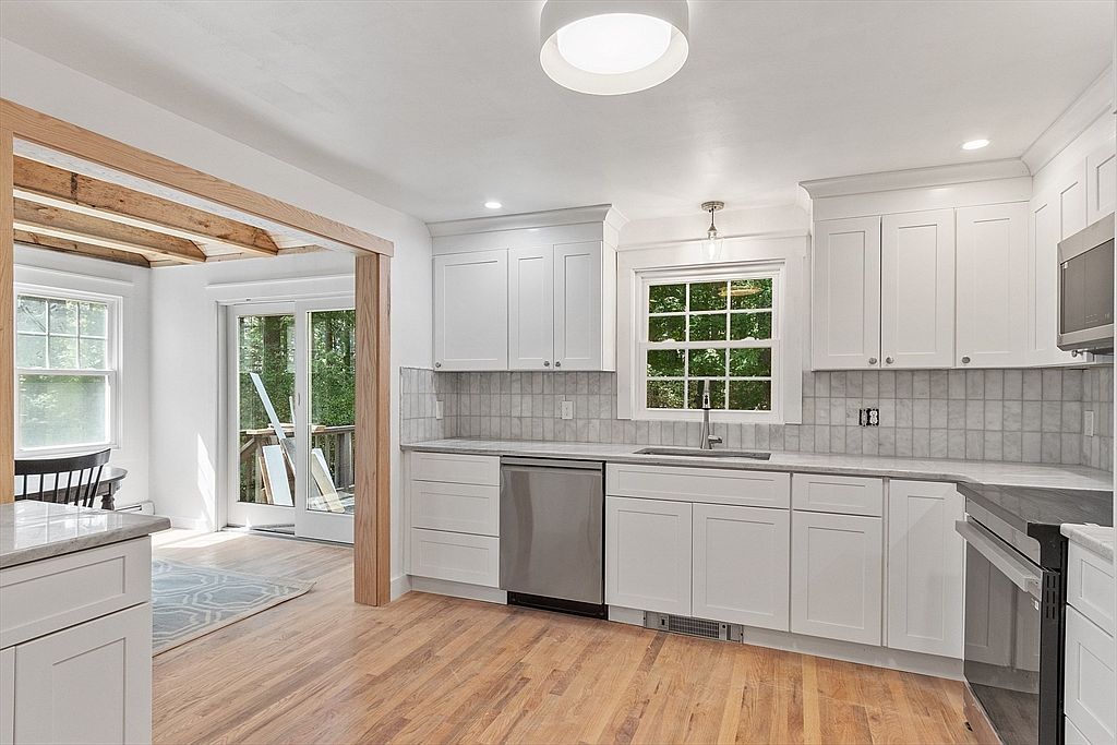 18 Sargent Rd Bolton, MA 01740 | Single Family