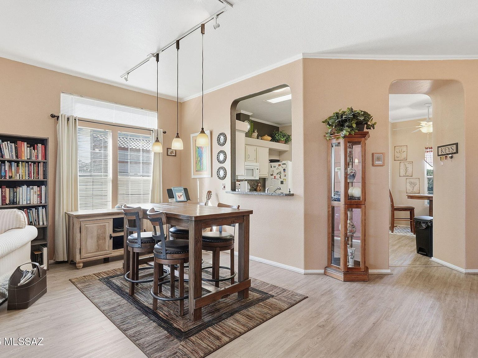 567 W Parkwood Ct Green Valley, AZ 85614  | Single Family