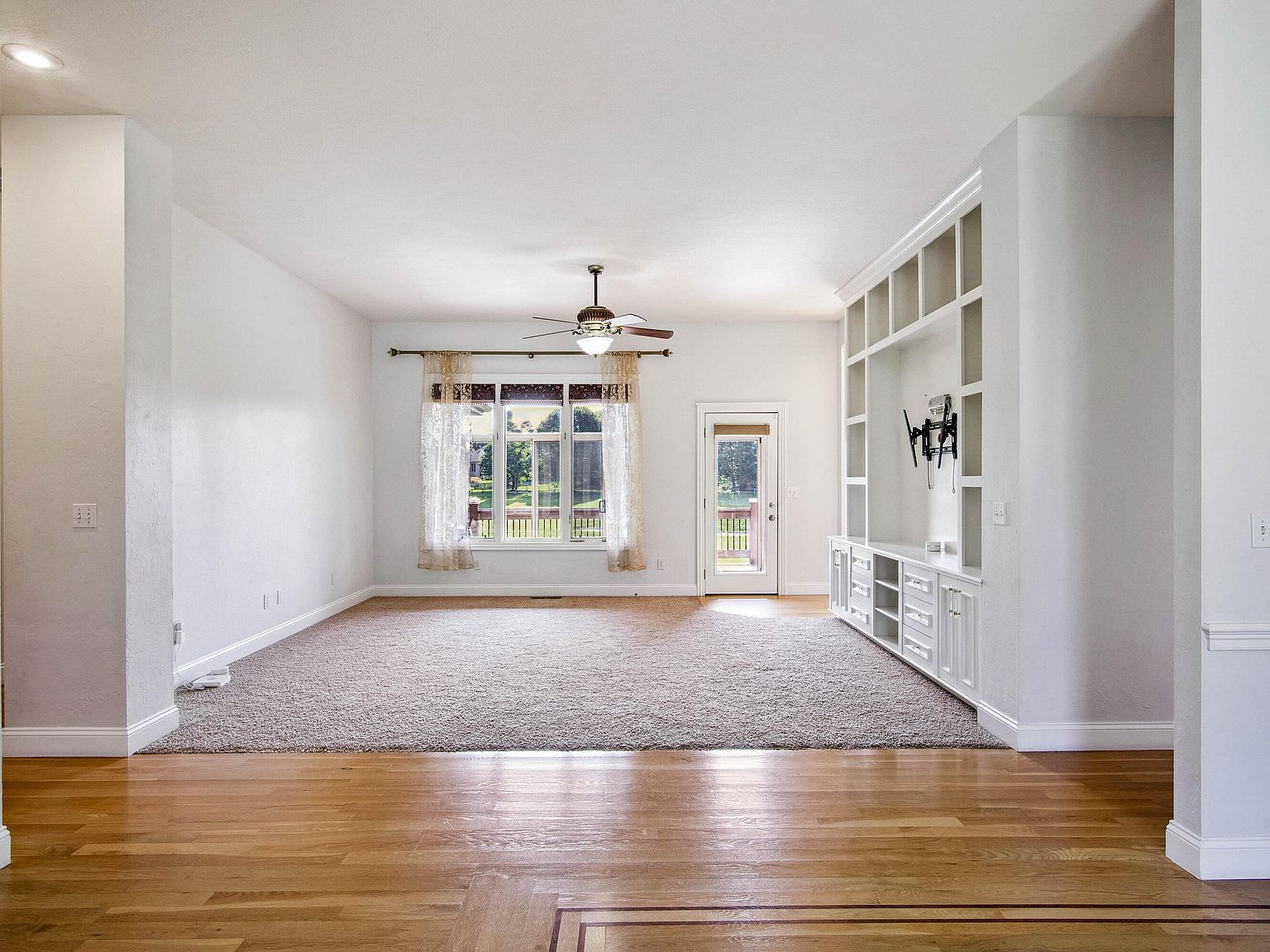 5998 Parkhaven Ln Springfield, MO 65810  | Single Family