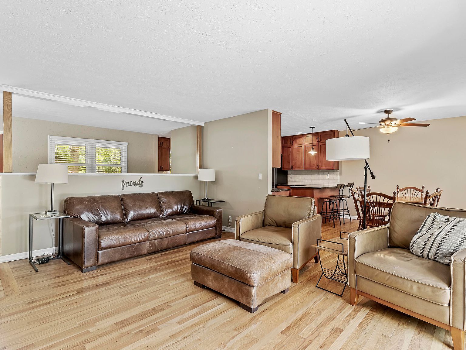 5382 N Lakewood Dr Springfield, MO 65803  | Single Family