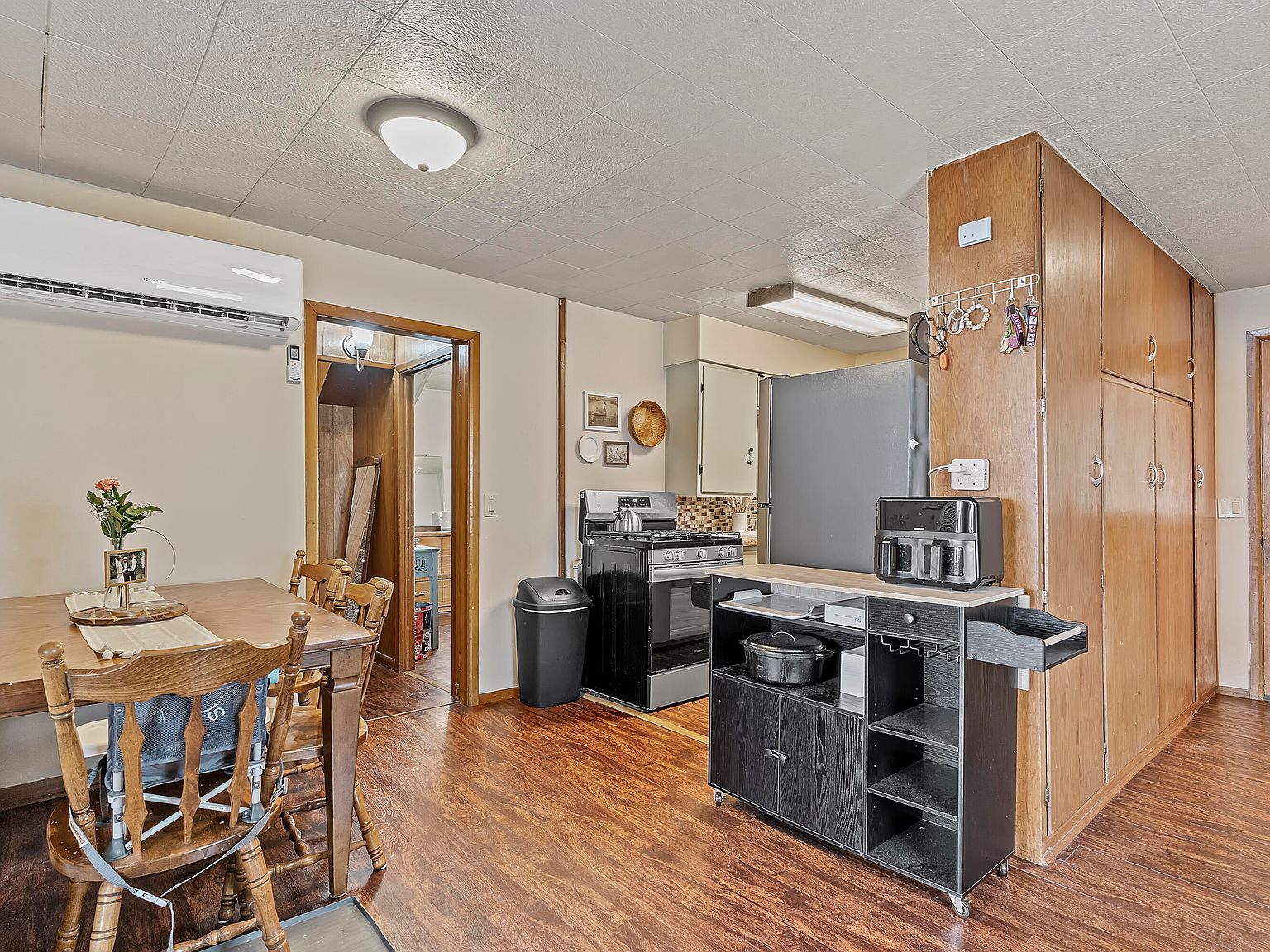 2930 W Lynn St Springfield, MO 65802  | Single Family