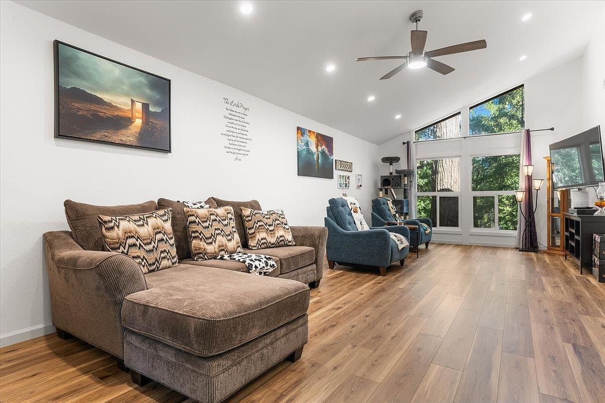 11854 Tree Top Cir Nevada City, CA 95959 | Single Family