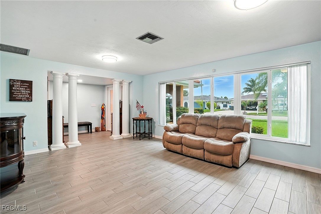 4558 Vinewood Cir North Fort Myers, FL 33903  | Single Family