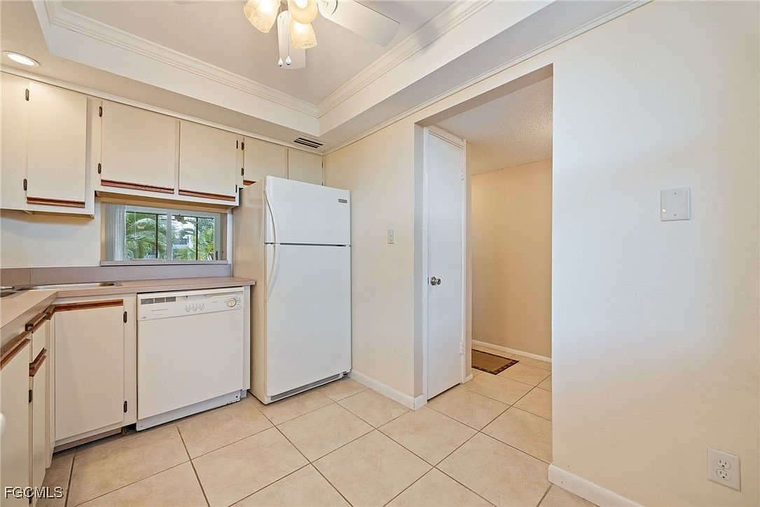 5959 Winkler Rd APT 218 Fort Myers, FL 33919  | Condominium