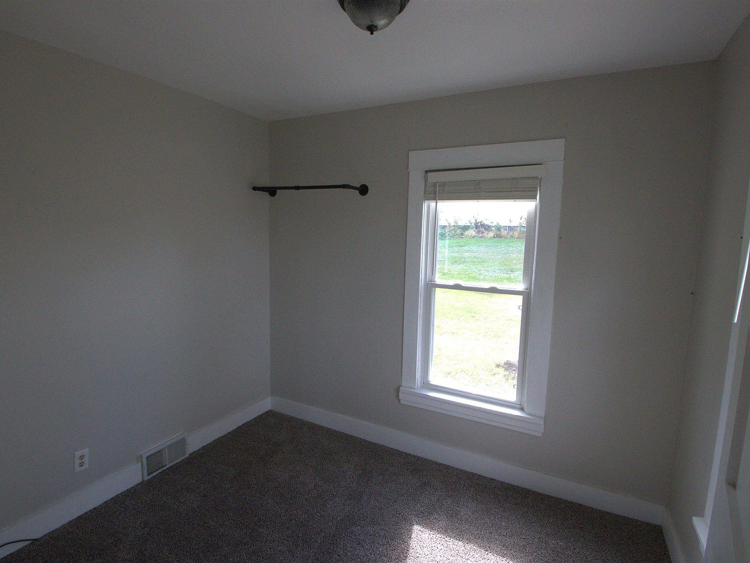 708 Center Ave Garretson, SD 57030 | Single Family