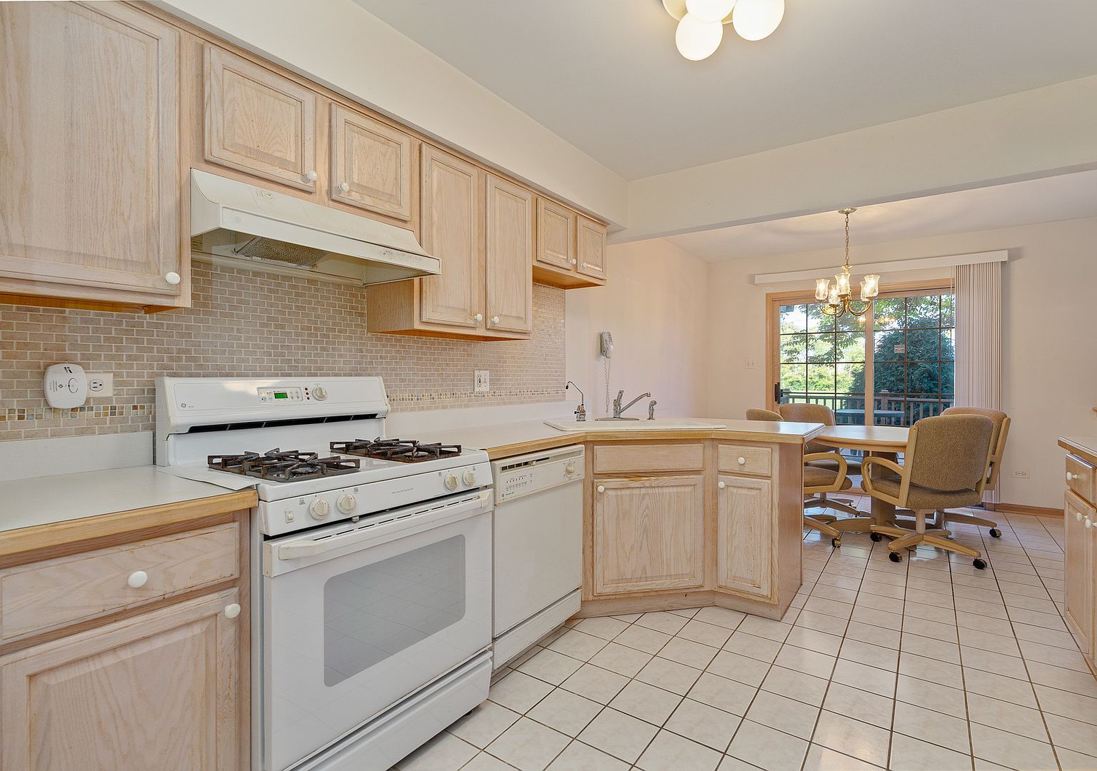 1078 Amber Dr Lemont, IL 60439  | New build