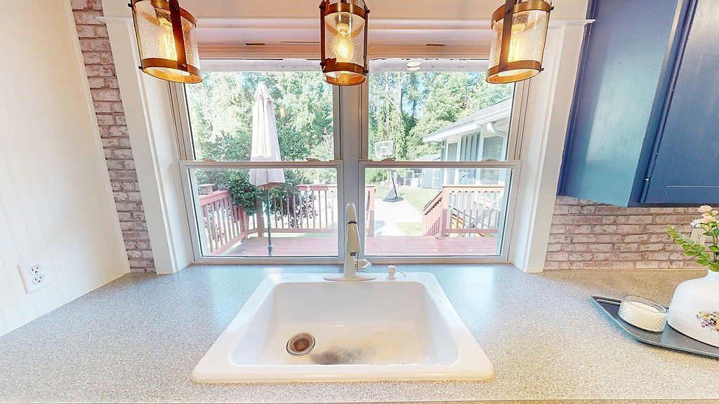 24 Forest Hills Dr Thomasville, GA 31792 | Single Family