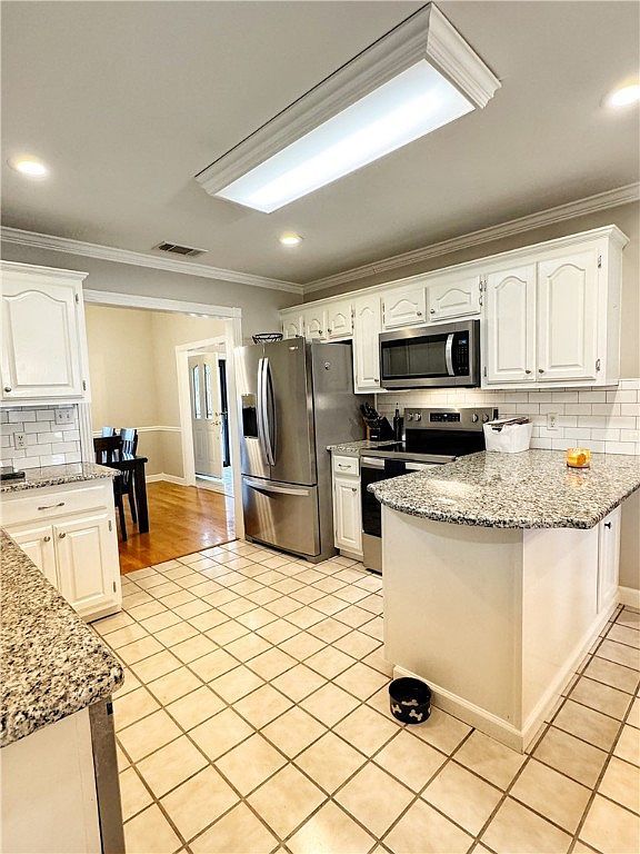 2008 W 8th St Russellville, AR 72801  | Single Family