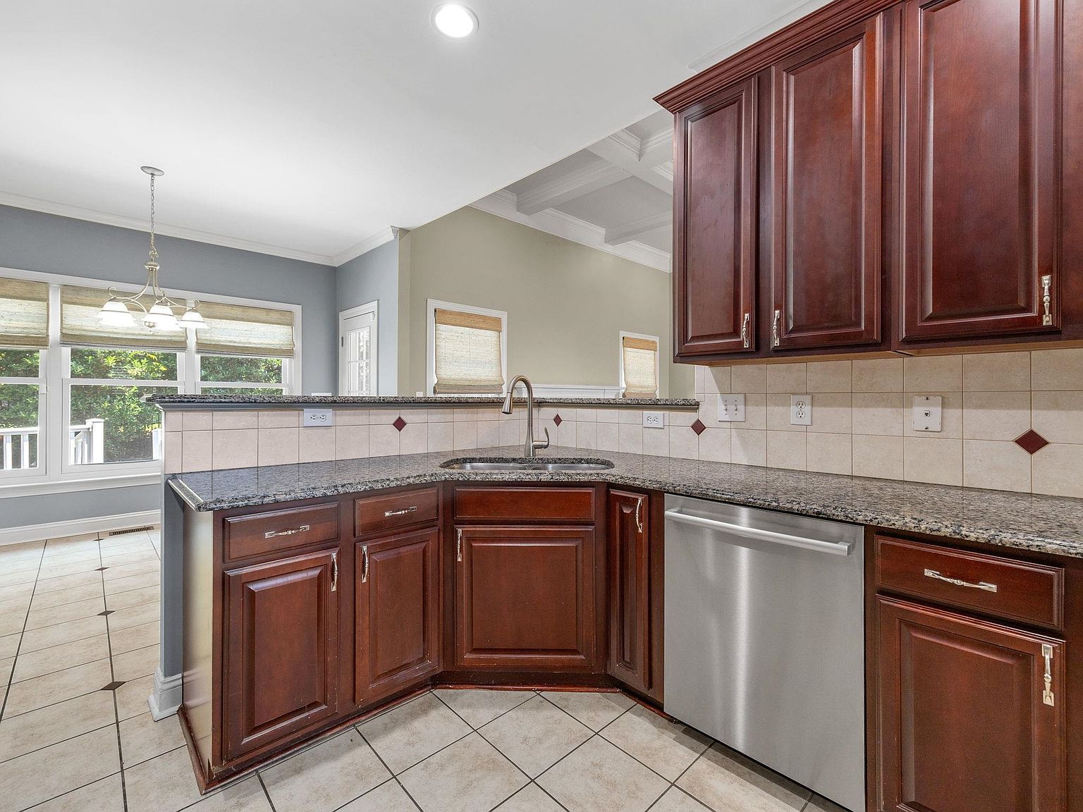 351 S Woodfin Ridge Dr Inman, SC 29349  | Single Family