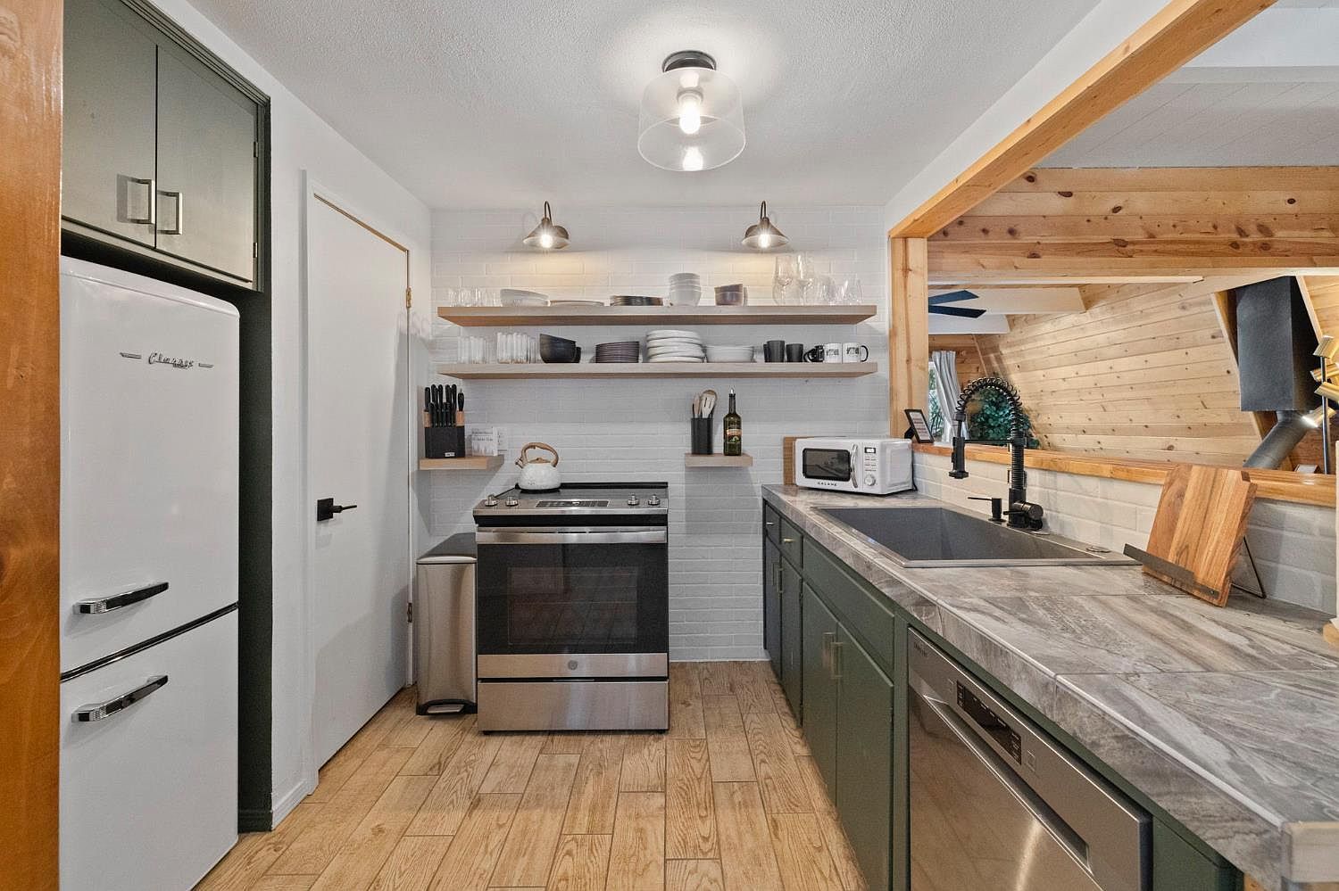 22785 W Ellmaro Long Barn, CA 95335  | Single Family