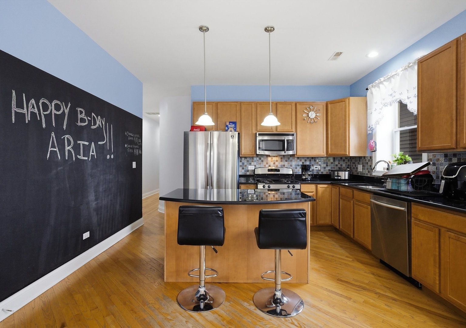 (undisclosed Address) Chicago, IL 60644  | Condominium