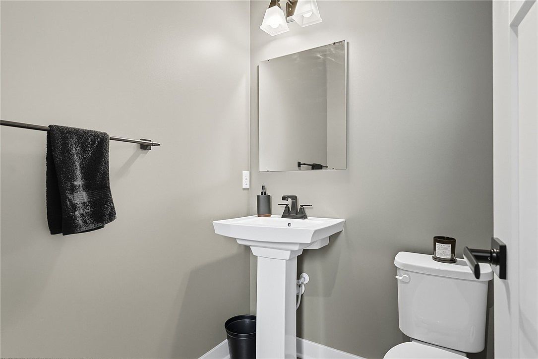 481 Nolan Cir Cranberry Township, PA 16066  | New build