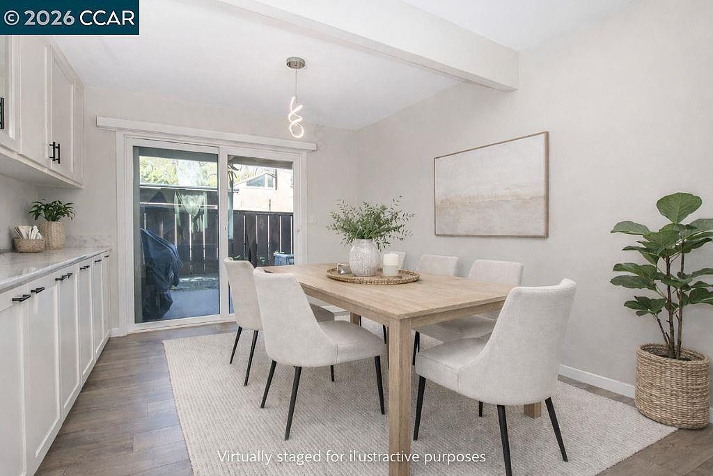 896 Camelback Pl Pleasant Hill, CA 94523  | Condominium