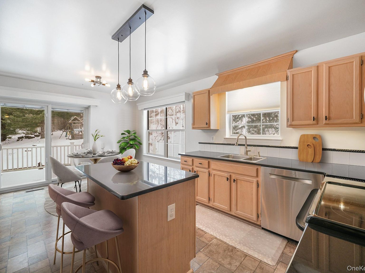 2 Perry St Cortlandt Manor, NY 10567  | Single Family