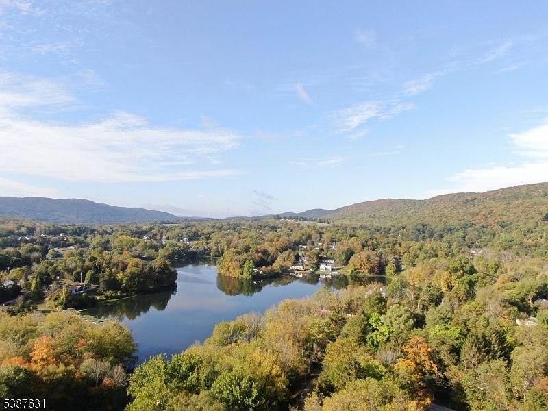 4 Valley Dr Glenwood, NJ 07418, Glenwood, NJ, 7418  | Single Family