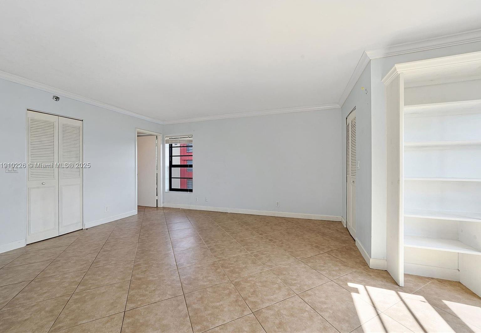 2206 S Cypress Bend Dr APT 801 Pompano Beach, FL 33069  | Condominium