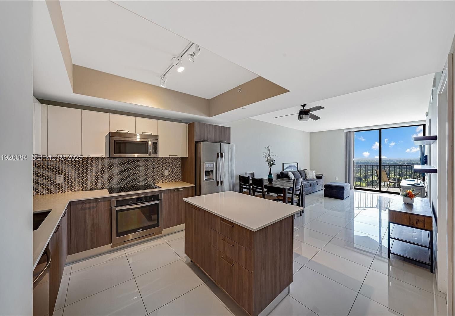 5300 Paseo Blvd APT 1910 Doral, FL 33166  | Condominium