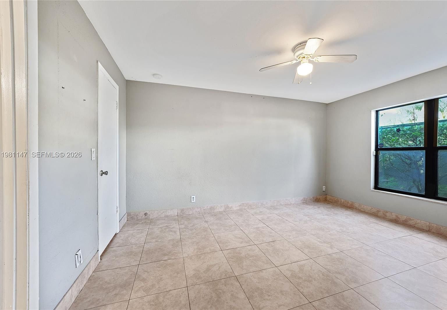 4092 N Pine Island Rd APT 206 Fort Lauderdale, FL 33351 | Condominium