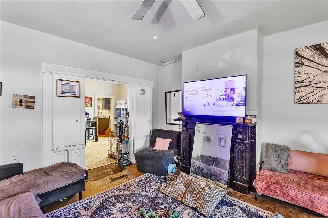 211 E 7th Ave Tarentum, PA 15084  | Multi Family