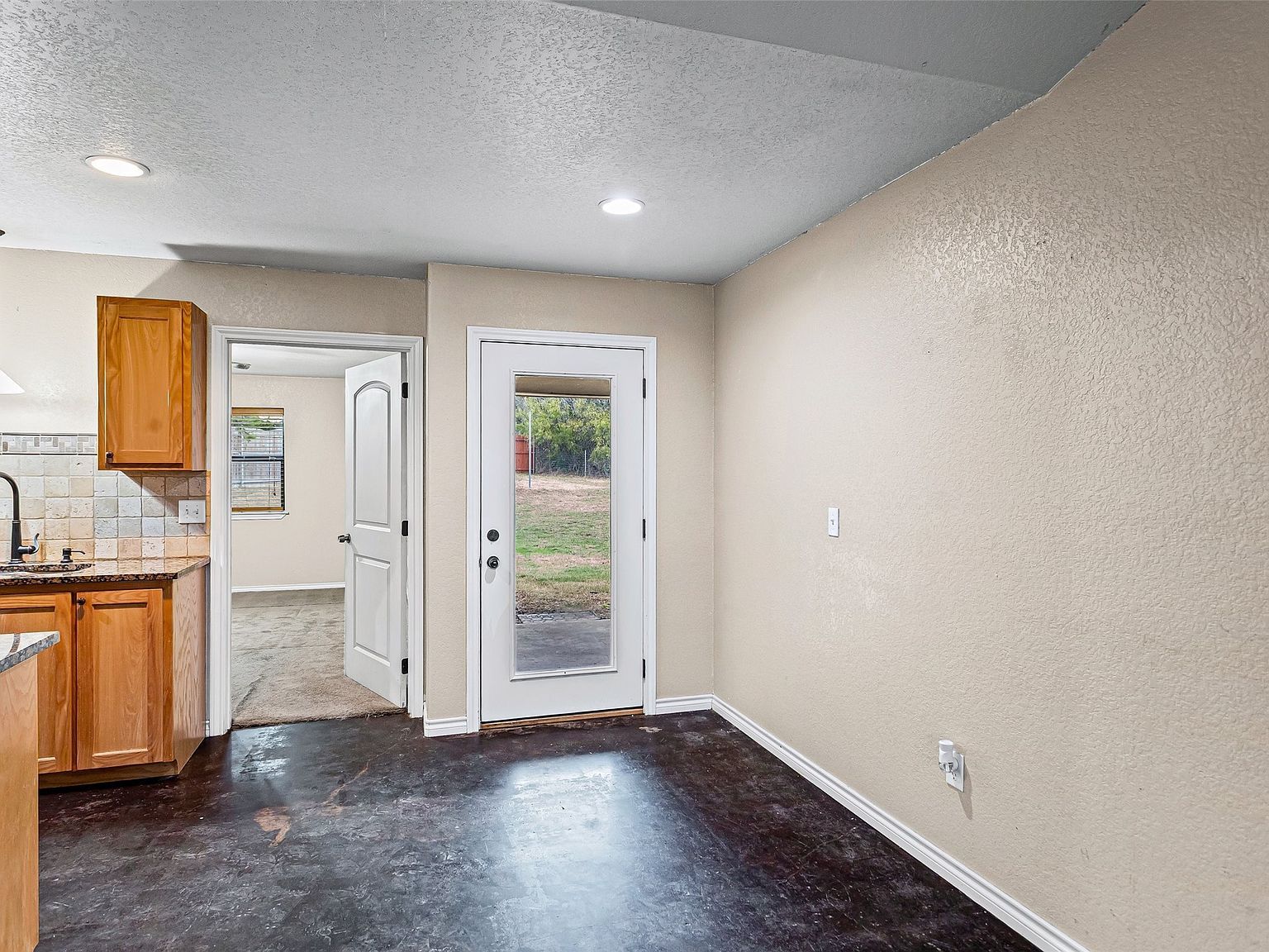 900 Bandera Trl Granbury, TX 76048  | Single Family