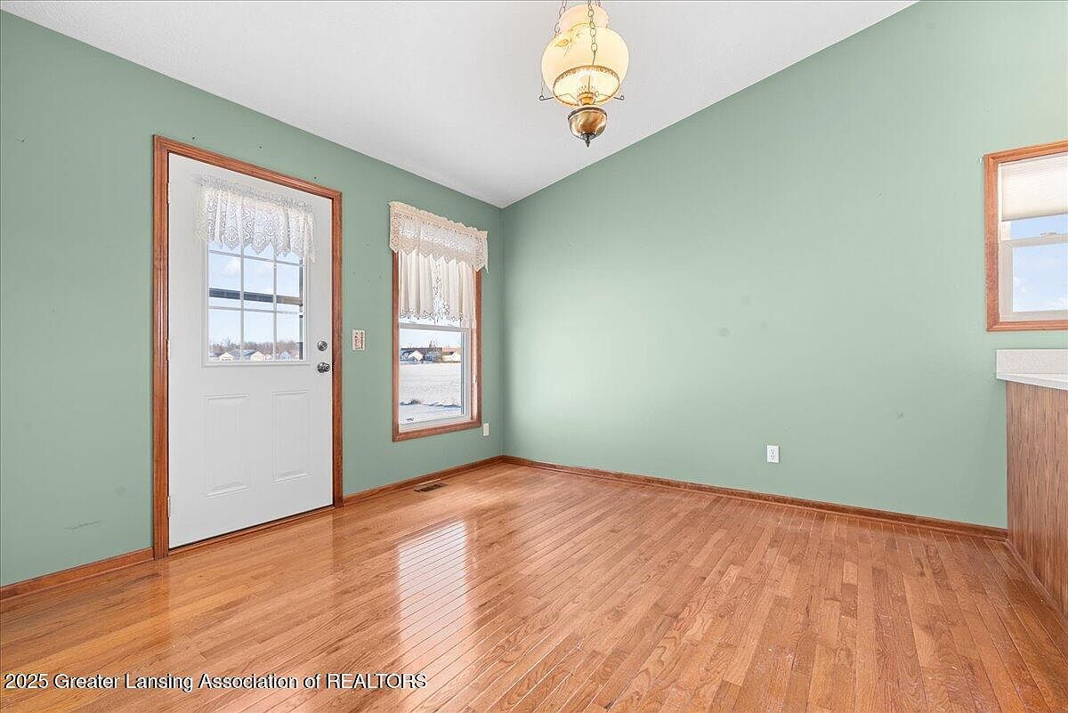 1409 Kelcrasta Dr Saint Johns, MI 48879 | Single Family