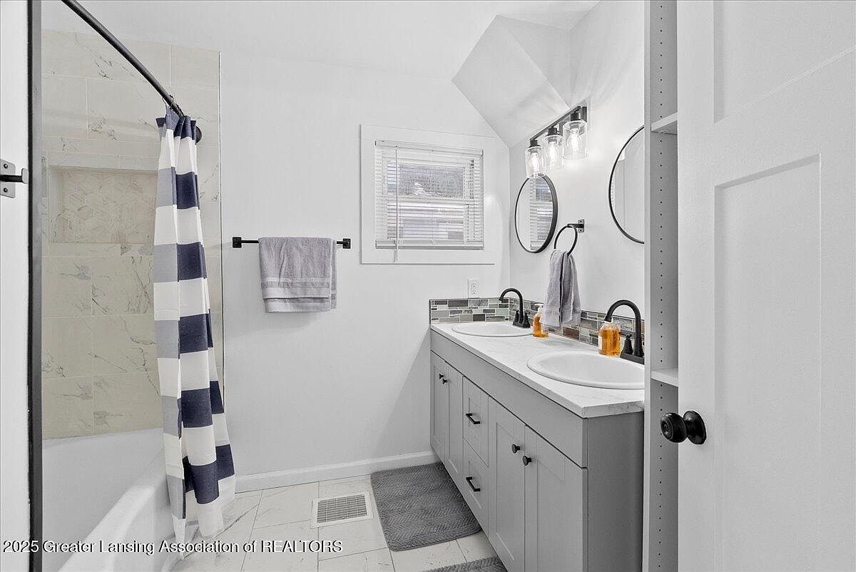 733 N Pine St Lansing, MI 48906 | Single Family