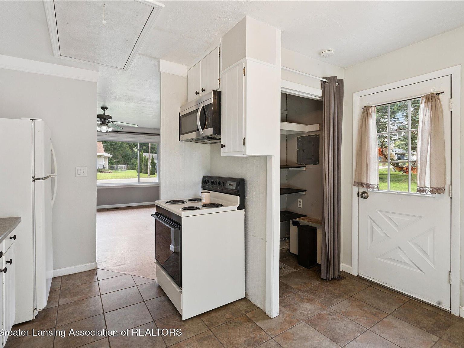 3455 Acacia Blvd Jackson, MI 49203 | Single Family