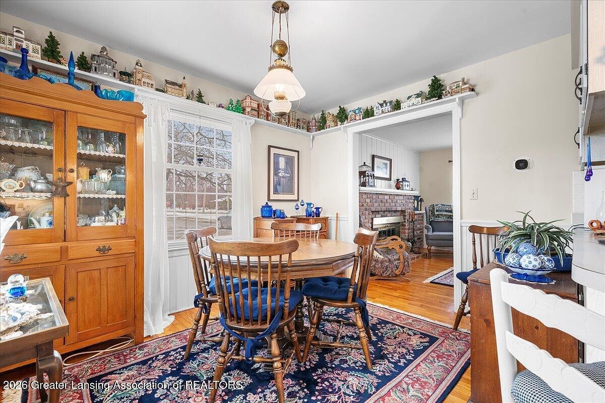 310 E Sturgis St Saint Johns, MI 48879  | Single Family