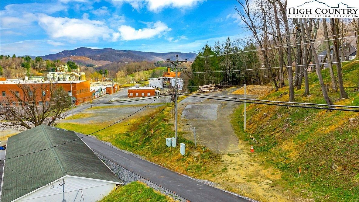 E Hamilton St West Jefferson, NC 28694  | Land/Lot