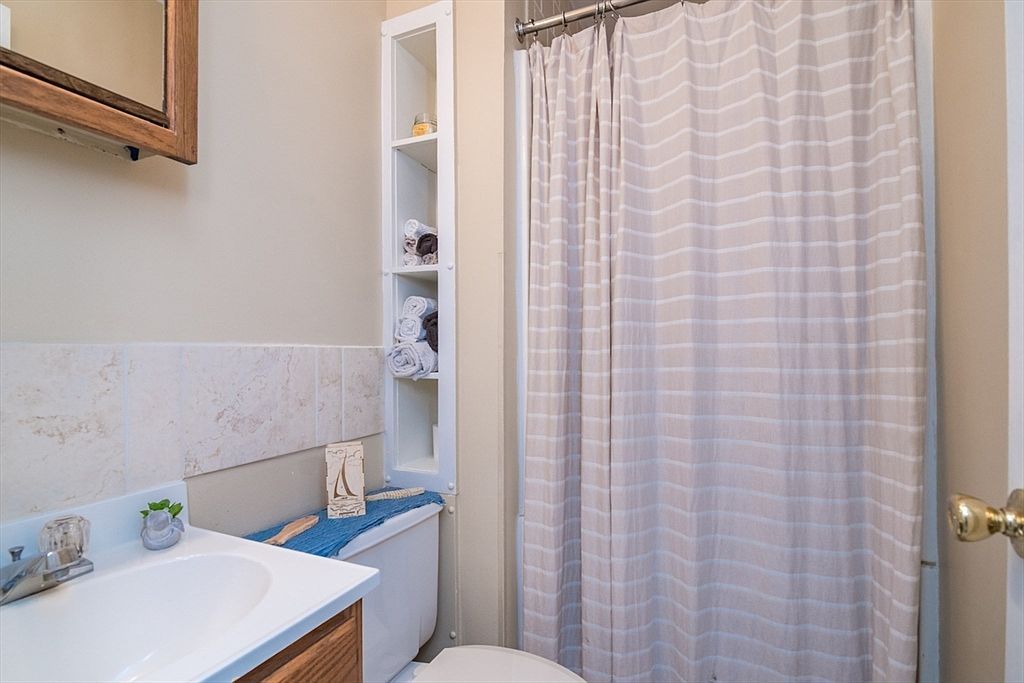 82 Comins Pond Rd Warren, MA 01083  | Single Family