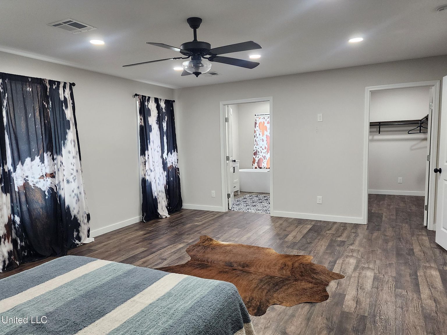 26 Charlie Daughdrill Rd Carriere, MS 39426  | Single Family