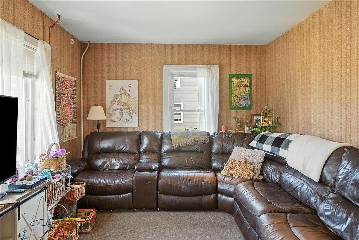 13 Saint Ann St Lisbon, ME 04250 | Single Family