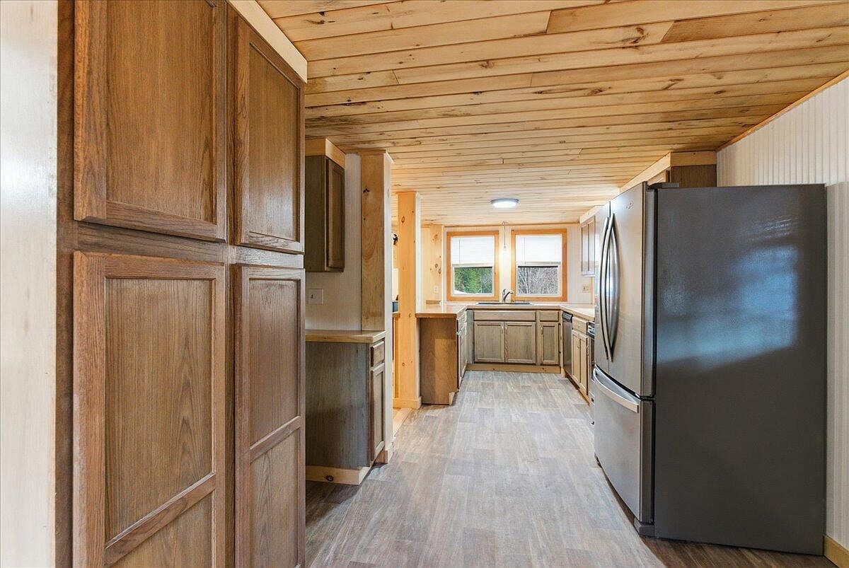 271 Bennett Rd New Gloucester, ME 04260  | Single Family