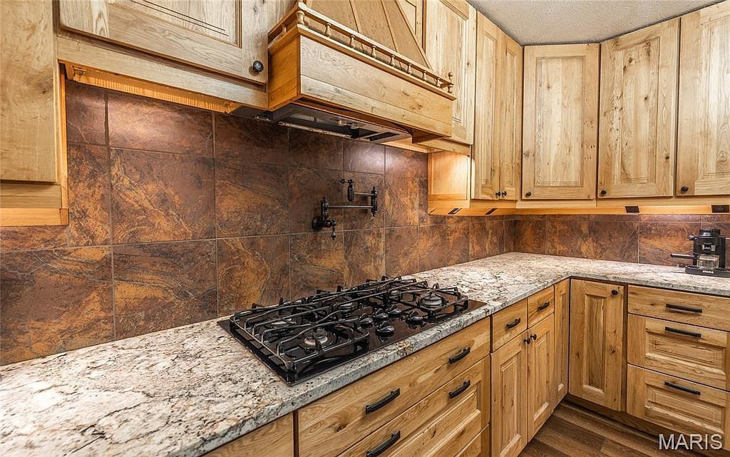 807 County Road 6410 Salem, MO 65560  | Single Family