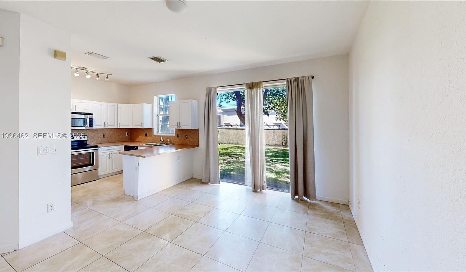 686 NE 21st Ave Homestead, FL 33033 | New build