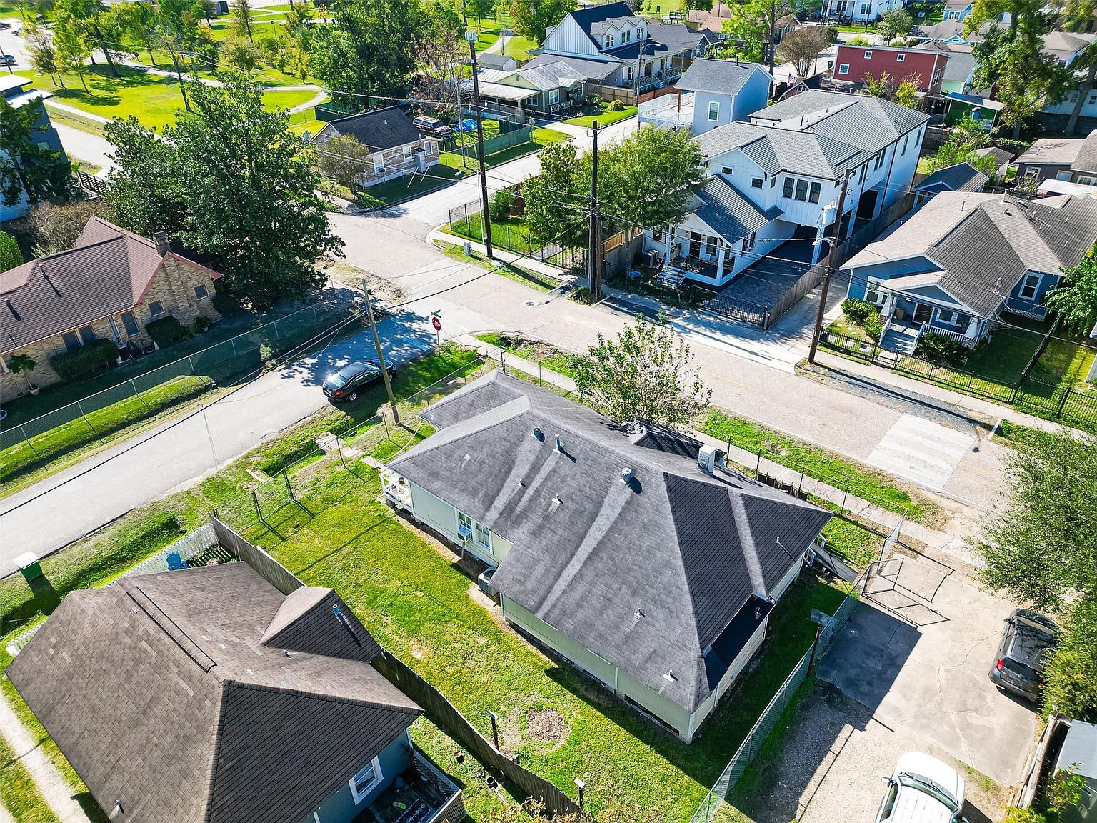 1110 Mathis St Houston, TX 77009 | Single Family