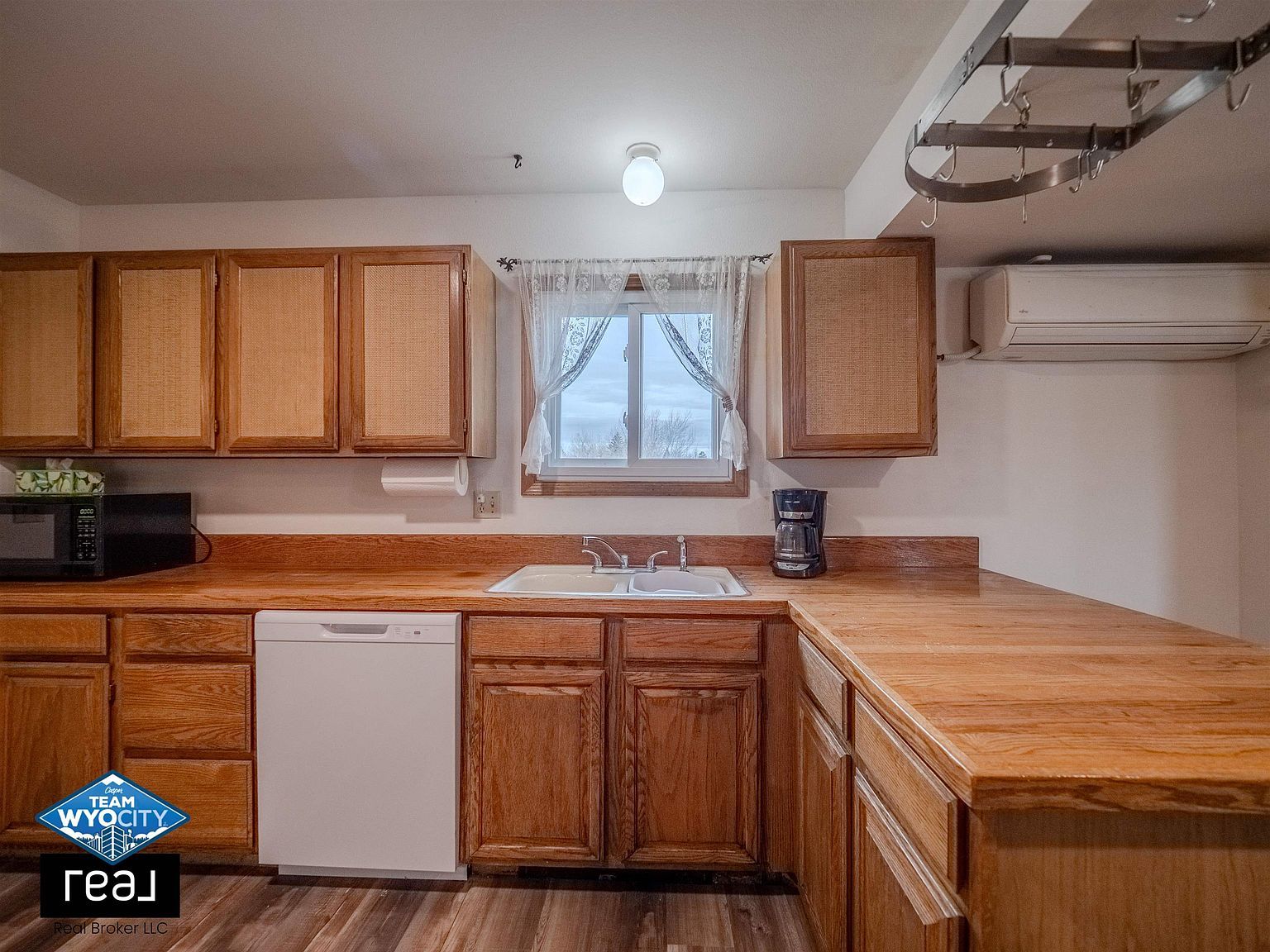 2040 Beverly St Casper, WY 82601  | Single Family