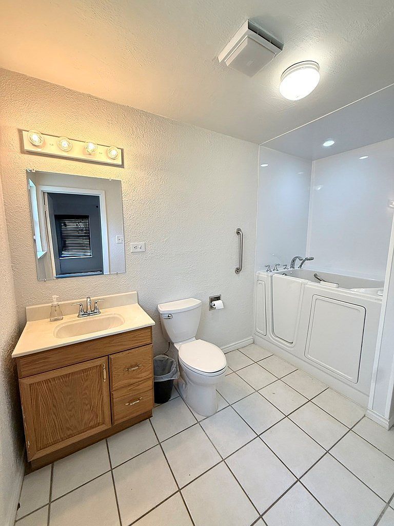 613 Harper St N Kerrville, TX 78028  | Single Family