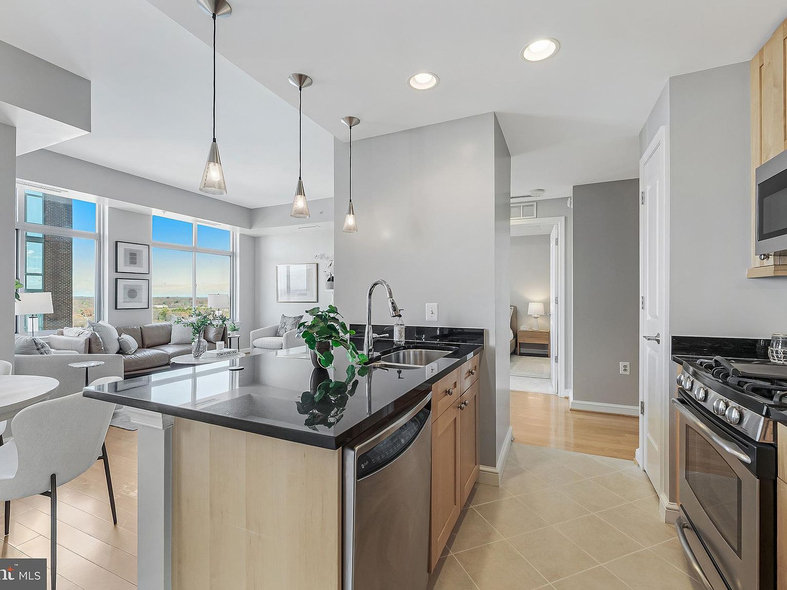 11990 Market St UNIT 1616 Reston, VA 20190 | Condominium