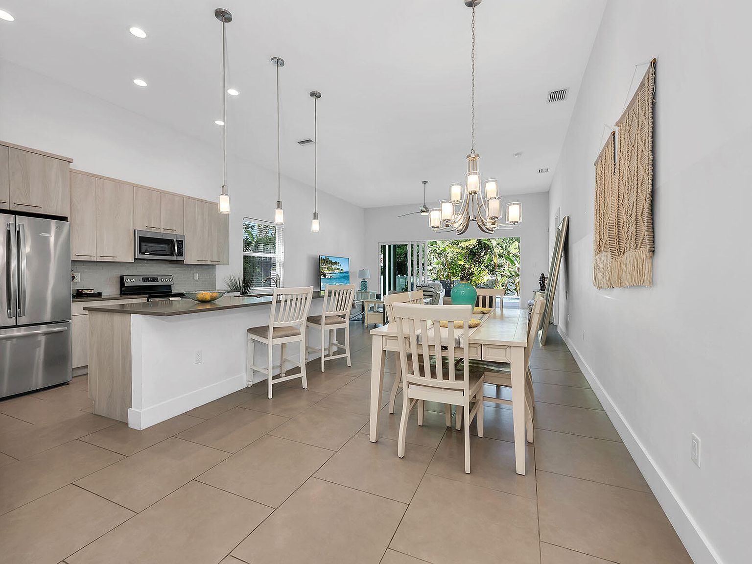 811 108th Ave N Naples, FL 34108  | Single Family