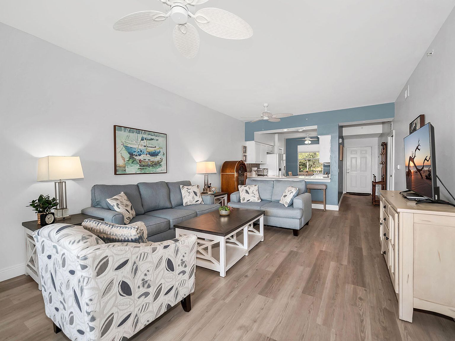 2740 Cypress Trace Cir APT 2725 Naples, FL 34119  | Condominium