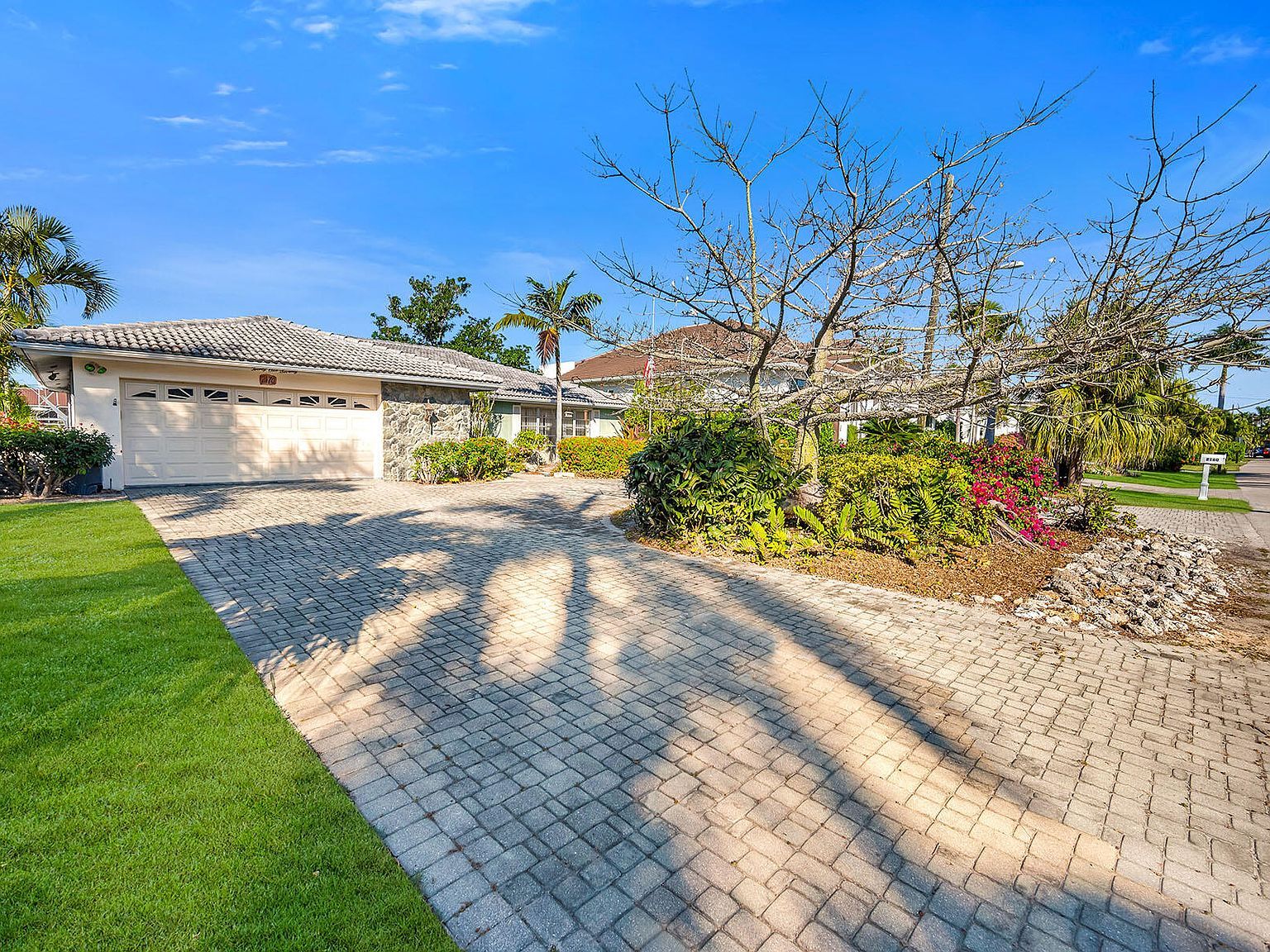 2170 Snook Dr Naples, FL 34102  | Single Family