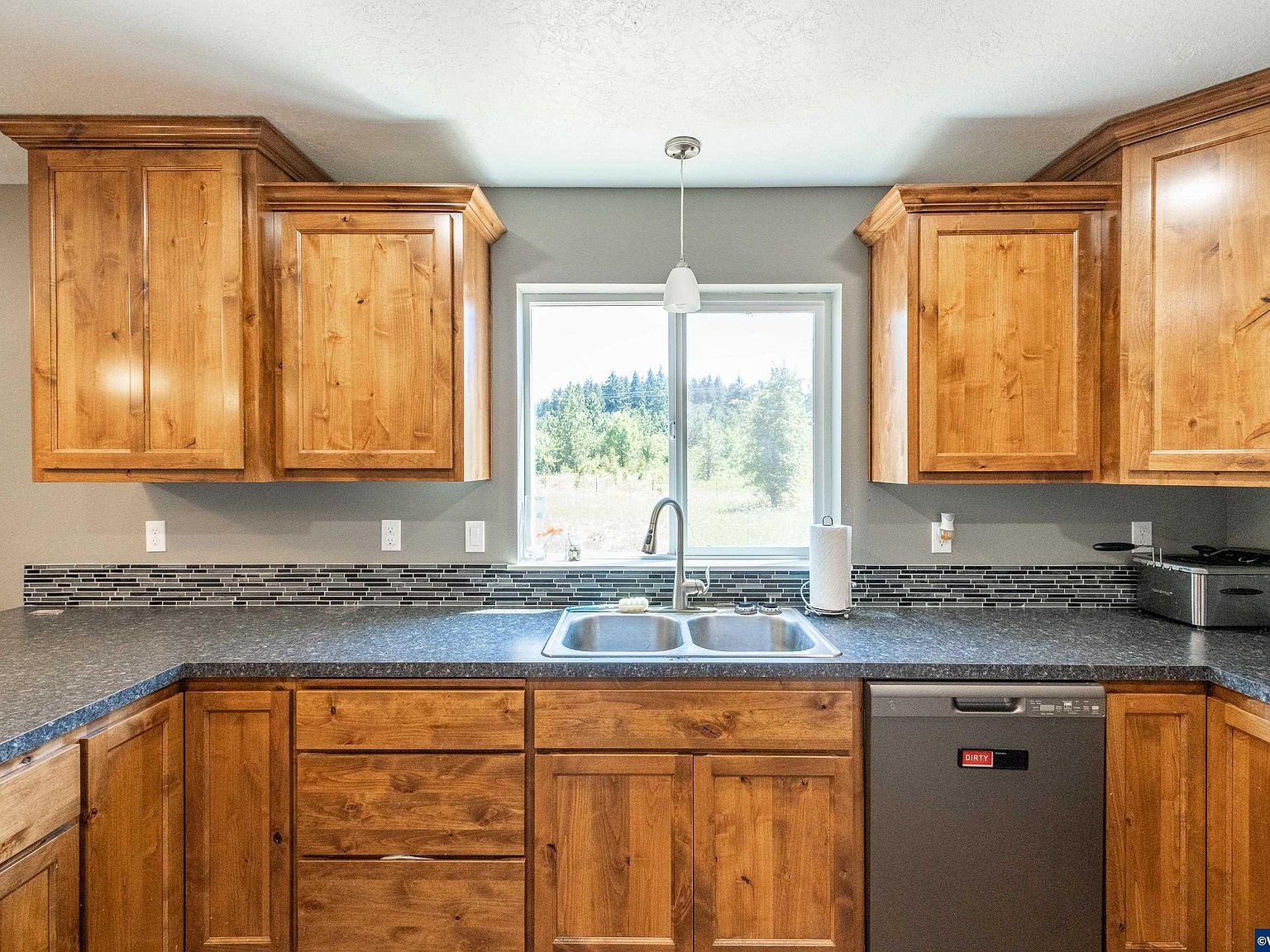 37570 Rock Hill Dr Lebanon, OR 97355  | Single Family