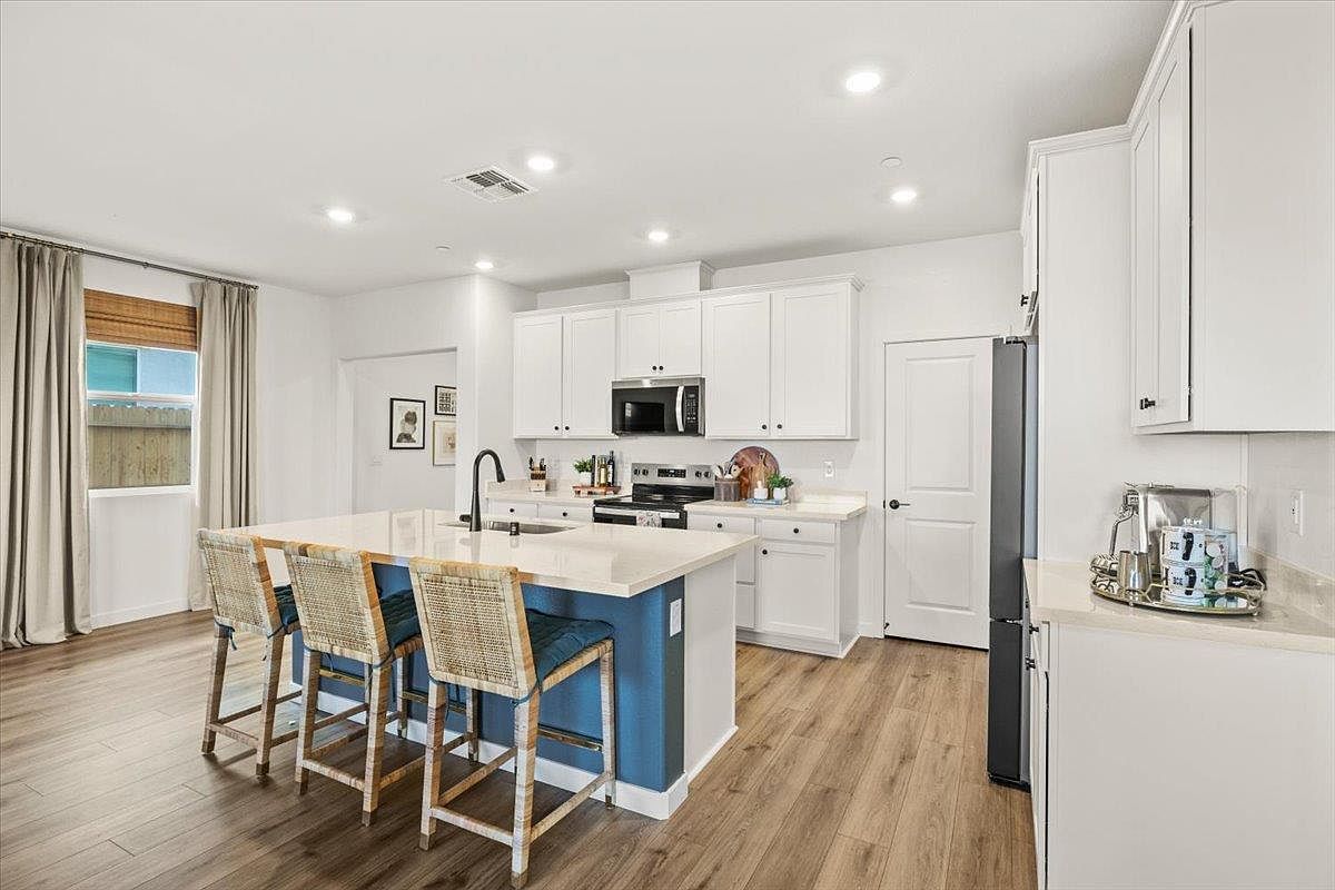 3193 Arbor View Dr Folsom, CA 95630  | Single Family