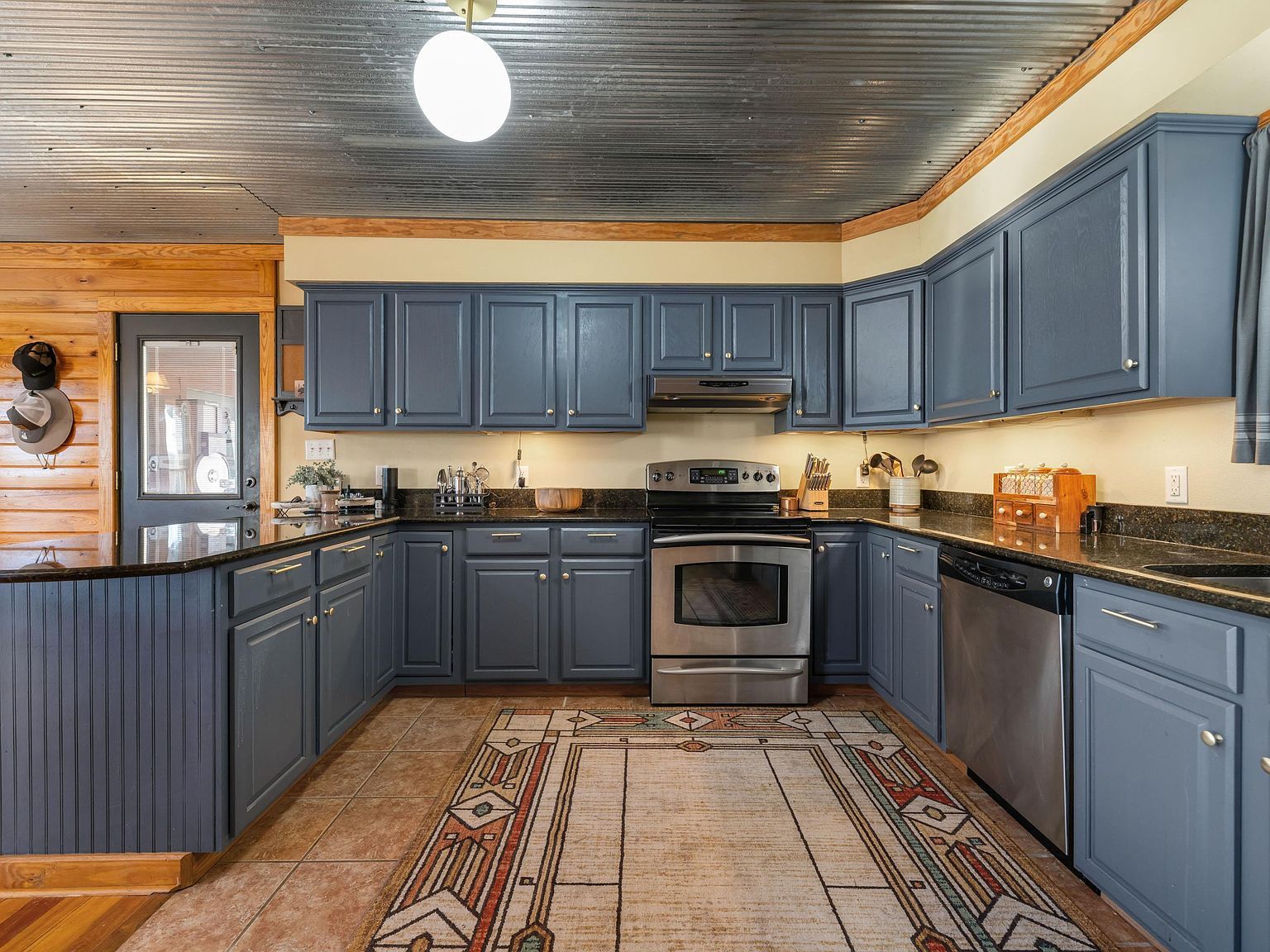 180 Lookout Dr Tumbling Shoals, AR 72581  | Single Family